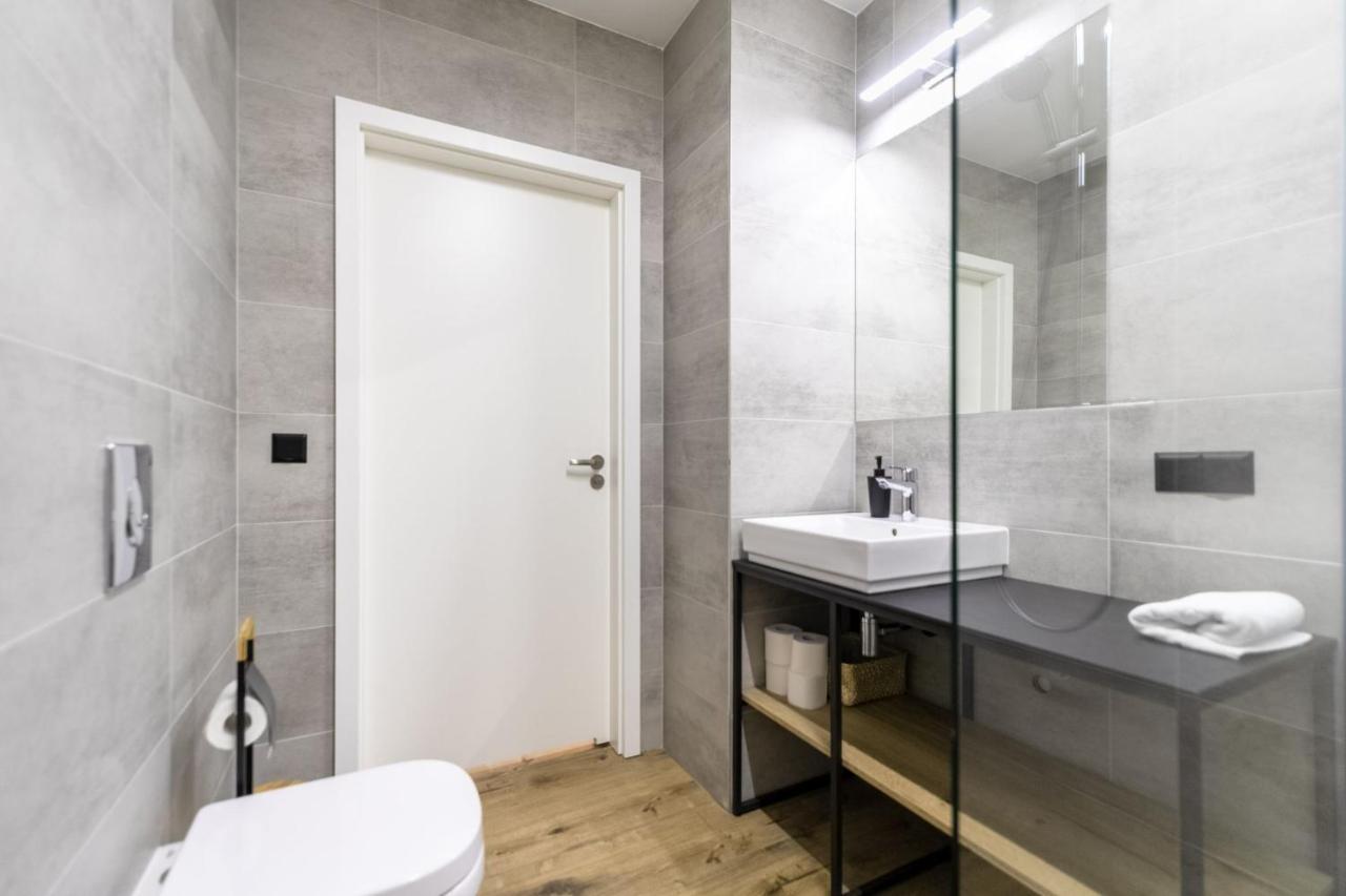 Apartamenty Pod Szyndzielnia Blisko Kolejki I Hali Pod Debowcem - Dream Apart Bielsko-Biala Exterior photo